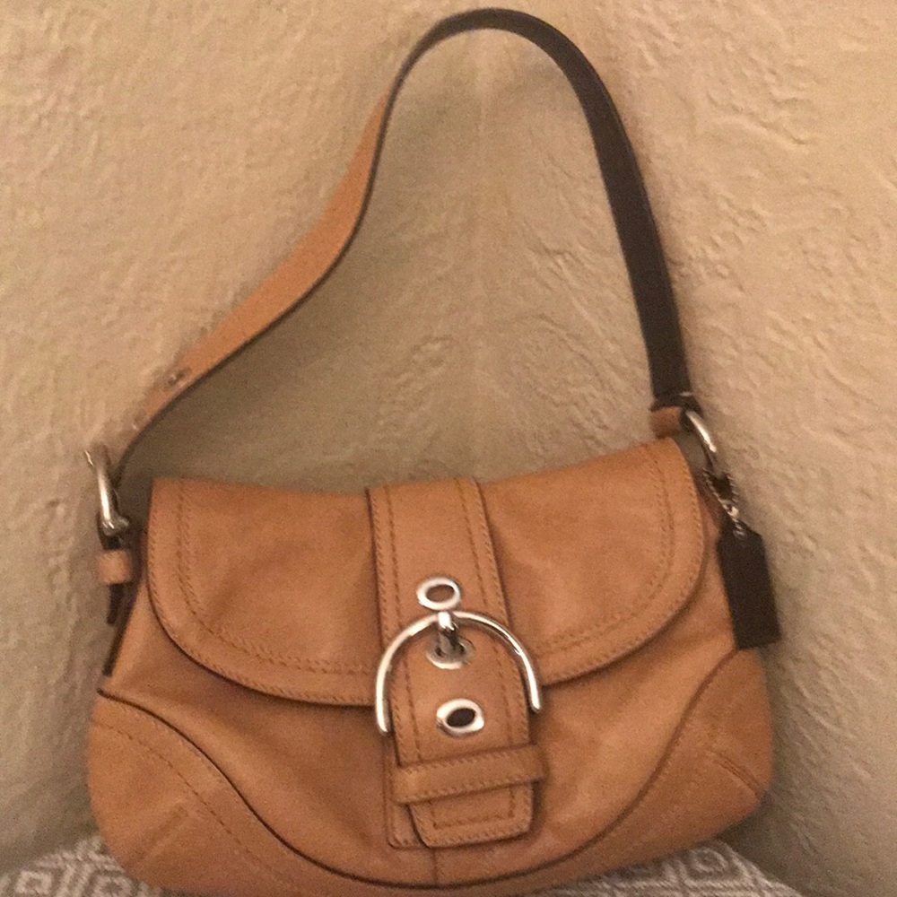 Coach brown leather shoulder bag